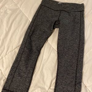 Under Armour women’s size M active cropped legging